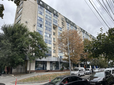 Apartament de închiriat în centrul orașului – str. Alexandru cel Bun, lângă ASEM