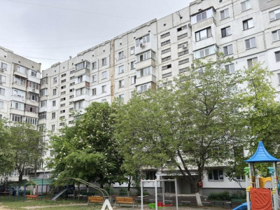 Чеканы, 4-комнатная квартира, серия 135, в хорошем жилом состоянии! Срочно!