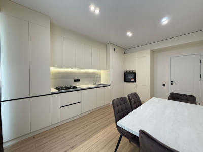 Apartament cu 2 odai si living, Telecentru, str. Ialoveni