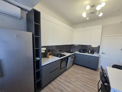 Chirie, apartament cu 3 camere, bloc nou, Botanica, Tudor Strișcă 