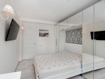 2-комнатная квартира + подземный гараж, Центр, Ион Касиан Суручану.