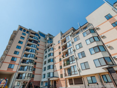 Apartament de vanzare cu 2 camere+ living, Telecentru, str. Pietrarilor. 