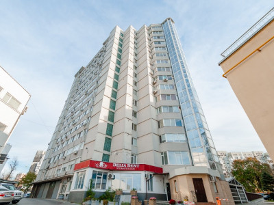Închiriere apartament cu o cameră – bd. Decebal 23, lîngă Jumbo. 