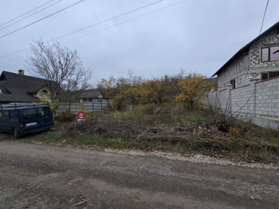 Земельный участок на продажу в живописной местности, рядом с лесом, Будешть.