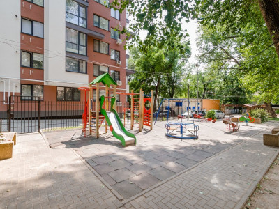 Apartament în 2 nivele, gata de trai, sectorul Râșcani, str. Andrei Doga.