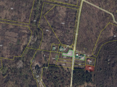 Teren de vânzare – 5,5 ari, sectorul Buiucani, str. Dragomirna, lângă pădure.