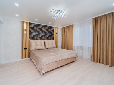 Ciocana, Petru Zadnipru, apartament cu 2 camere, seria 143.