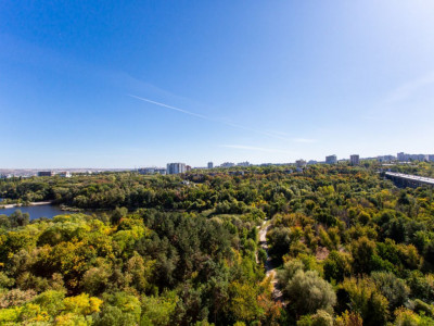 Apartament cu 1 cameră + living, Melestiu, lângă Valea Trandafirilor.