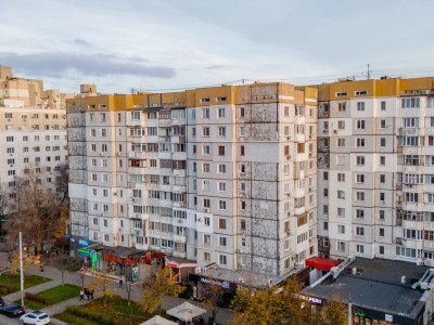 Apartament 2 camere Centru (seria 143)