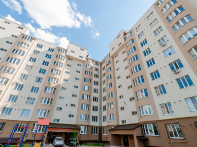 Vînzare apartament cu 3 camere. Or. Durlești 