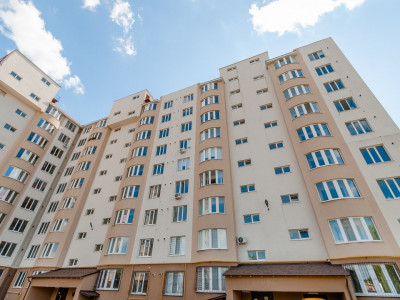 Vînzare apartament cu 3 camere. Or. Durlești 