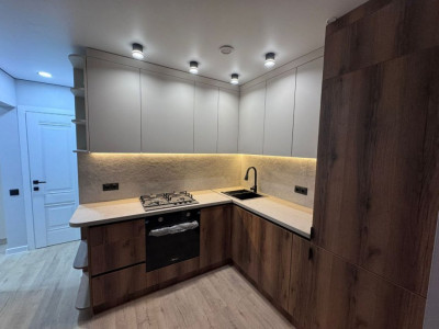 Apartament cu 2 camere și living de 55 m2 casa cu 9 etaje de serie full mobilat 