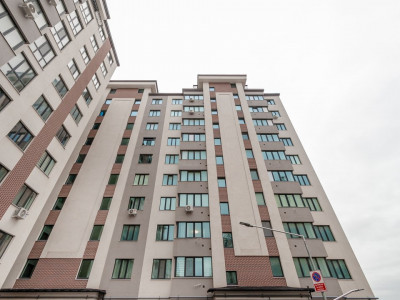 Apartament cu 1 cameră + living, Exfactor Buzdugan 