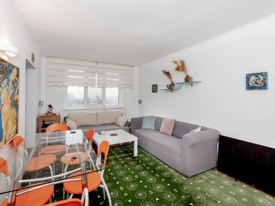 Apartament spațios cu 2 camere + living, Botanica, pe bd. Dacia.