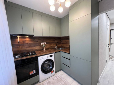 Apartament cu 2 camere , Botanica str.Hristo Botev 