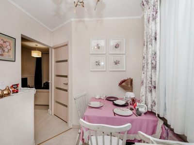 Продается 2-комнатная квартира, Рышкановка, ул. Мирон Костин