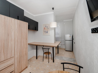 Vînzare apartament cu 1 cameră, Botanica, Cuza Vodă.