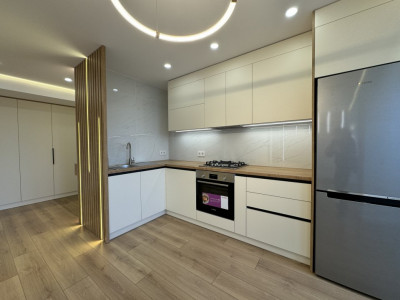 Квартира на продажу: 1 комната + гостиная, Яловены