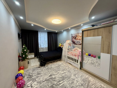 Vanzare apartament cu 1 cameră + living în Orhei.