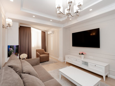 Apartament cu 3 camere + living, Parcul Valea Trandafirilor 