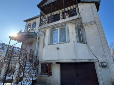 Vânzare casă cu 6 camere în s.Truseni , 5 minute de Chișinău, str. Poianita 