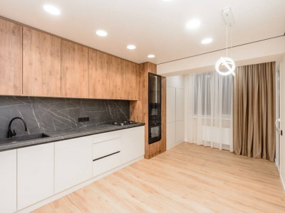 Apartament cu 2 camere și living , Ciocana str.Ginta Latină 