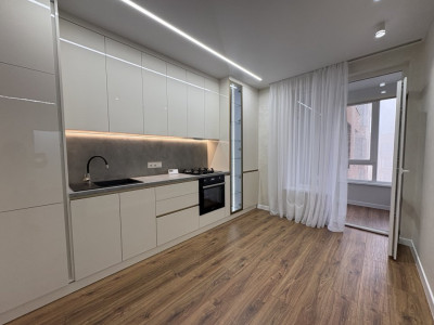 Dumbrava, str. Durleşti, Astercon, apartament cu 2 camere + living. 