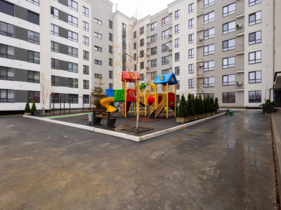 Se vinde apartament cu o cameră + living în complexul Colina 