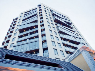 Vânzare Apartament in complexul CROWN PLAZA PARK 