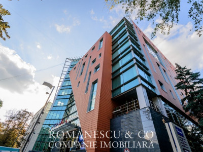 Spațiu Birou Clasa A, Le roi, 650m2, 30 euro/m!
