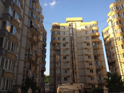 Vânzare apartament 2 camere, str. Ion Creangă, bloc nou!