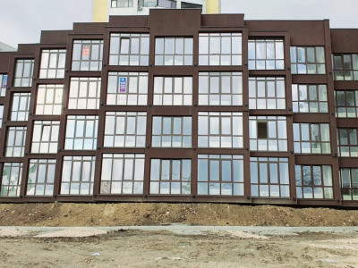 Vînzare apartament în bloc nou cu reparatie com Stauceni lînga Linela 