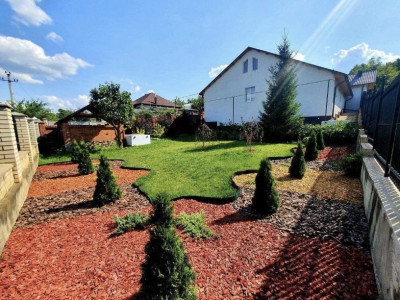 Vânzare casă, 140 mp+12 ari, la doar 15 min. distanță de Chișinău.