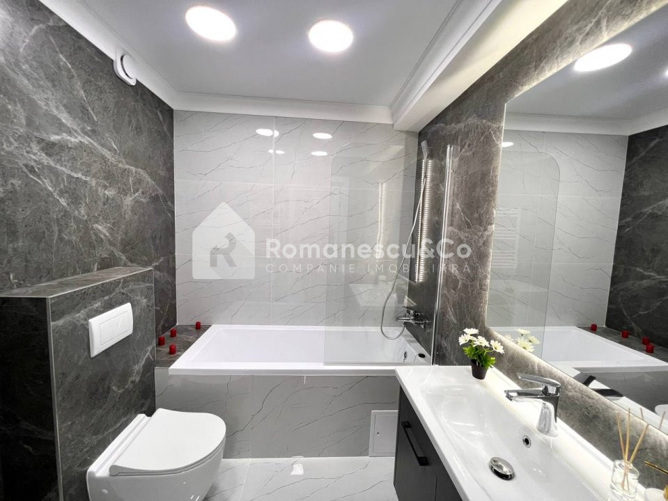 Vânzare apartament cu 2 camere+living, Club House, str. Cartușa. 13