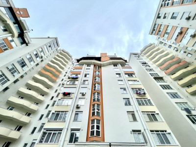 Apartament cu 2 odai + living, bloc nou, Buiucani
