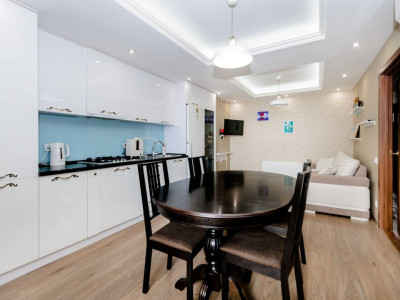 Vânzare apartament cu 2 camere, bloc nou, reparație, Malina Mică!