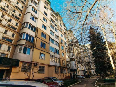 Apartament de vînzare cu 2 camere, 55 mp, Buiucani, Alba Iulia.