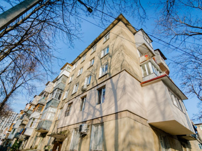 Vînzare apartament cu 2 camere, zona PanCom, Râșcani. 