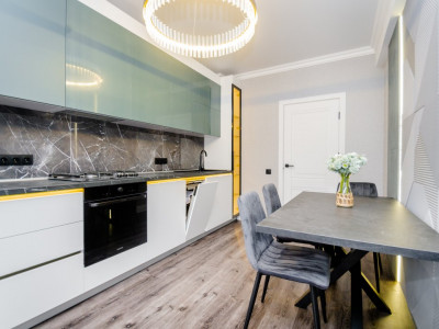 Vânzare apartament modern cu 2 dormitoare în bloc nou, Centru. 