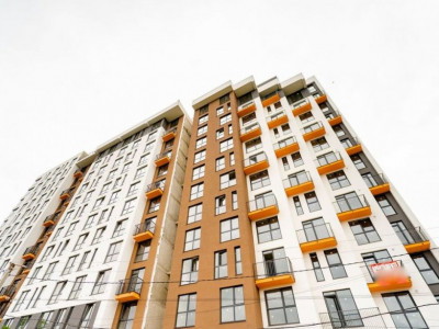 Apartament cu 1 cameră+ living, variantă albă! Lagmar Cornești, vizavi de Circ!