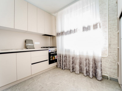 Vânzare apartament cu reparație, 1 cameră, de mijloc, Poșta Veche. 