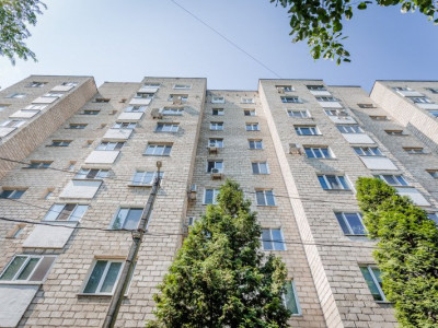 Vânzare apartament cu 2 camere+living, Centru, str. Florica Nița!