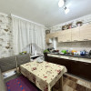 Vânzare apartament spațios cu reparație, Botanica, seria 143. thumb 1