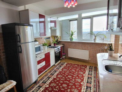 Продается 2-комнатная квартира, 80 кв.м., Чеканы, М. Садовяну.