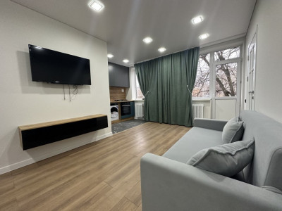 În vânzare apartament cu 2 camere, euroreparație, 45 mp, Botanica, str. Minsk.