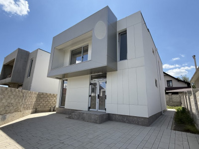 Spre vanzare casa în or. Durlesti, zonă nouă, 190m2, 3 ari! 