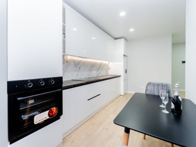Vanzare apartament cu 2 camere + living în bloc nou, Colina Residence!