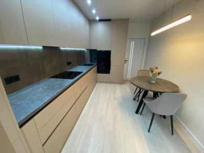 Vanzare apartament cu 2 camere și living, 72 mp, Ion Buzdugan, ExFactor!