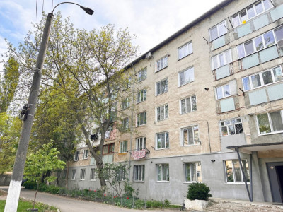 Продается 2-комнатная квартира, 47 кв.м, Ботаника, Кишинев