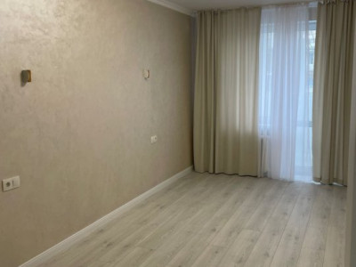 Vanzare apartament cu 2 camere, 50 mp, Centru, C. Negruzzi.